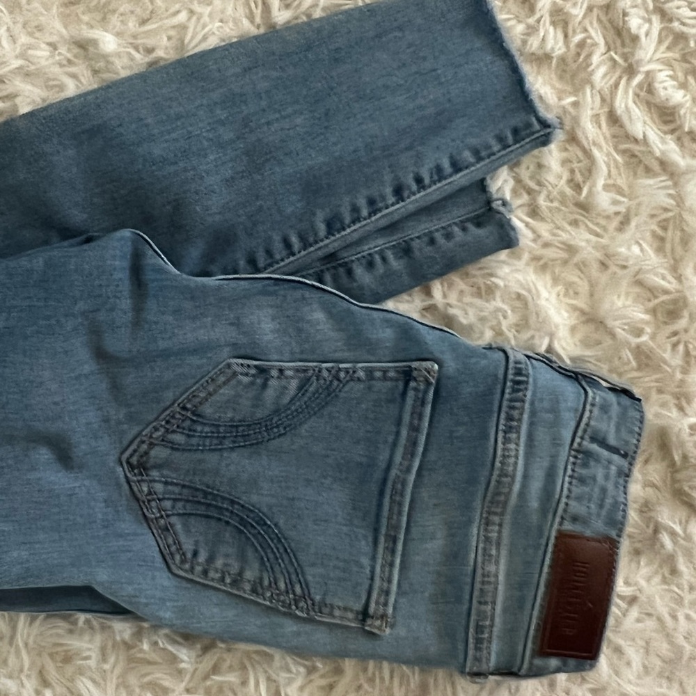 hollister mid rise skinny jeans